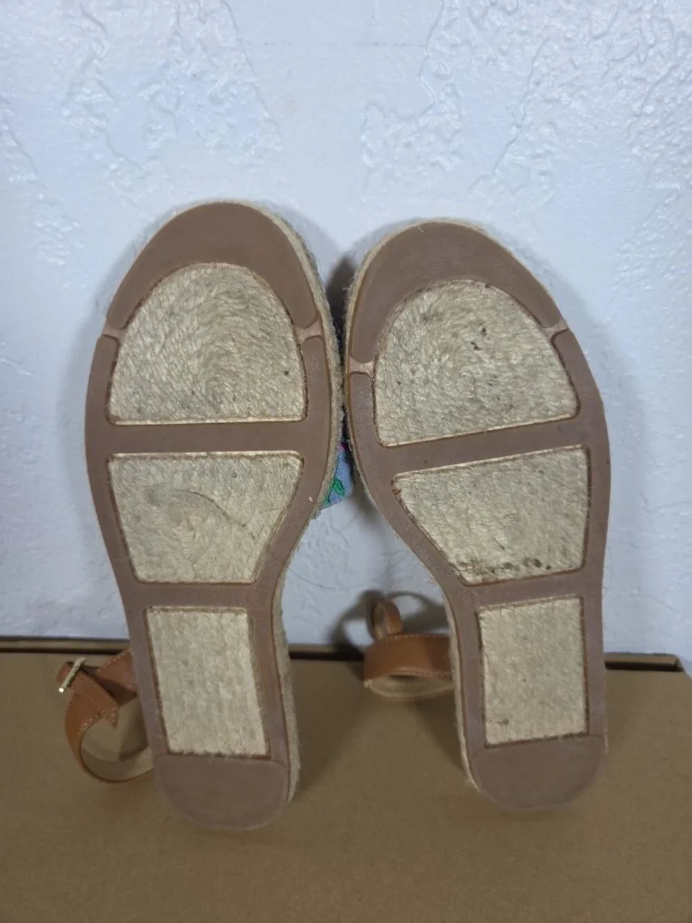 Talbots Izzy d'Orsay Espadrille Chambray Floral Embroidered Flats Size 9